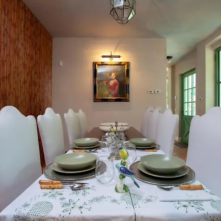 The Greenhouse Luxury On فيلة